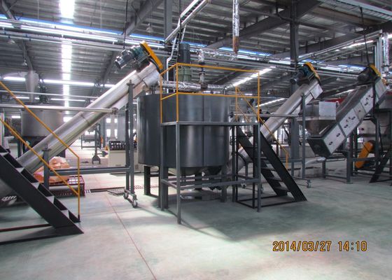 Máy nghiền tái chế nhựa CE, Dây chuyền tái chế chai PET 2000kg / H