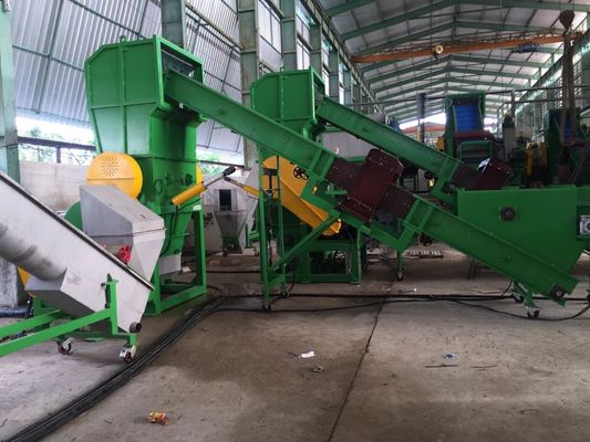 Máy tái chế nhựa Polystar thải 2000kg / H 380V