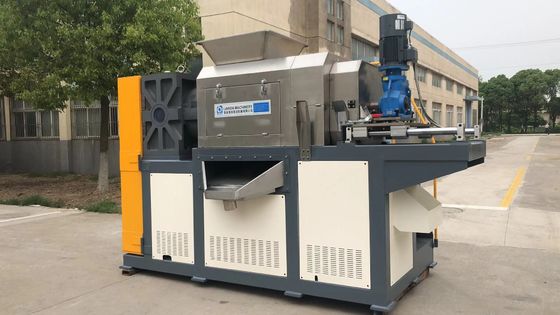 Máy sấy nhựa 300KG / H 55kw cho phim đã rửa