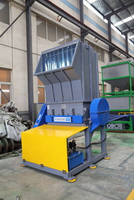 Máy nghiền chai nhựa lưỡi 9CrSi, Máy nghiền hạt nhựa 0,5t / H