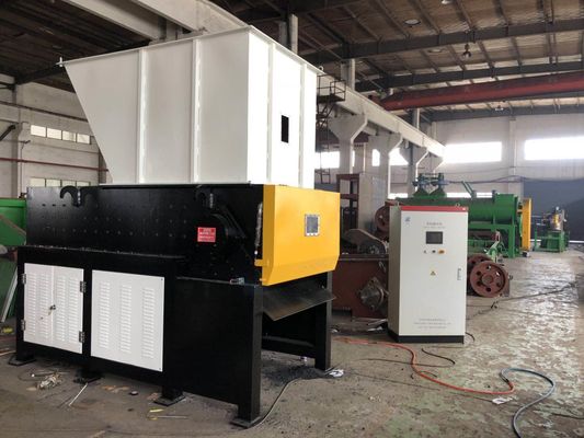 Lianda thải PVC Lumps Máy hủy tài liệu trục đơn