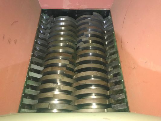 Máy hủy tài liệu trục đôi 18,5kw, Máy băm lốp bền