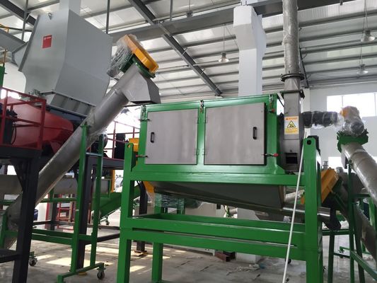 Máy tái chế PET 1000kg / h / nhà máy tái chế chai vật nuôi / dây chuyền rửa vảy vật nuôi