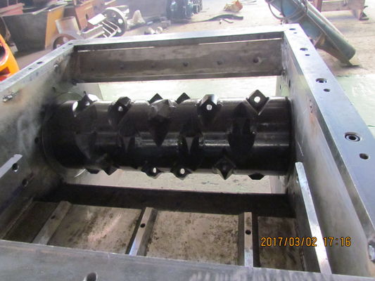 Máy hủy tài liệu trục đơn SKD 11 cho PS Lumps
